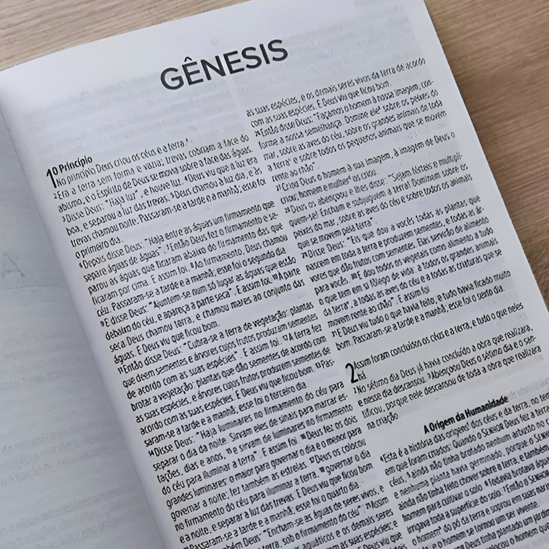 Bíblia Sticker JesusCopy NVI Adesivo Capa Dura Preto - Image 2
