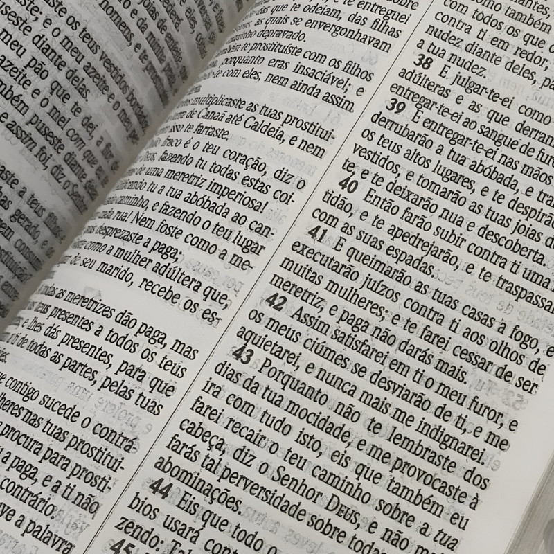Bíblia Sagrada Acf | Letra Gigante | Luxo Preta - Image 2