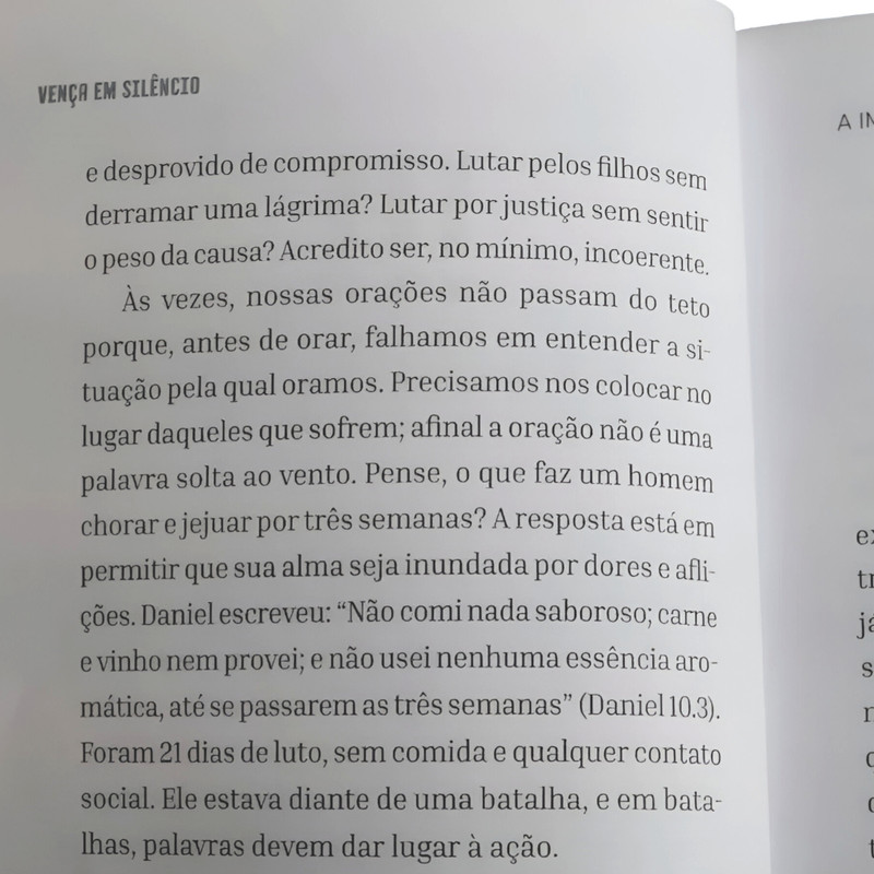 Livro Vença Em Silêncio Como Ganhar Batalhas Sem Precisar Falar Diego Menin - Image 3