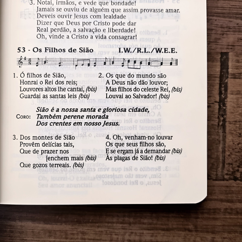 Bíblia Cantor Cristão Edição De Bolso Brochura Candy Tiffany - Image 4