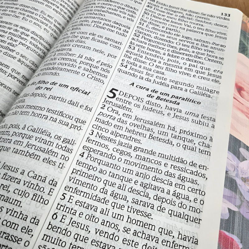 Bíblia ARC Letra Extra Gigante Dicionário e Concordância Fim de Tarde - Image 4