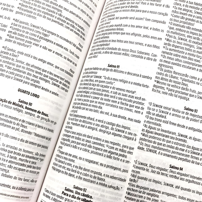Bíblia NVI Slim Compacta Semi Luixo Floral - Image 4