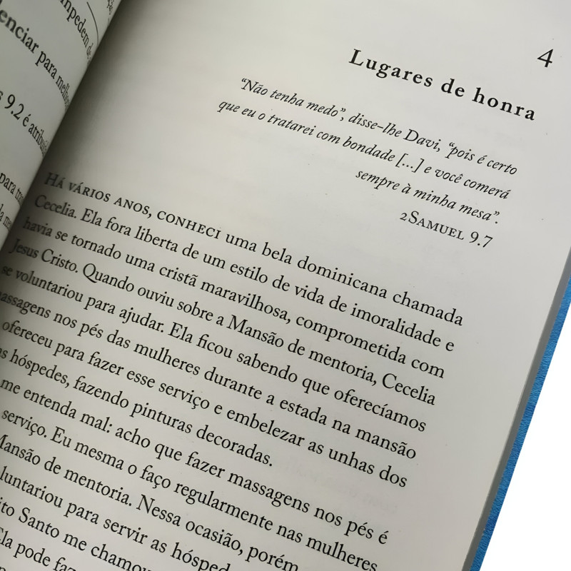 Livro A Experiência Da Mesa Devi Titus - Image 4