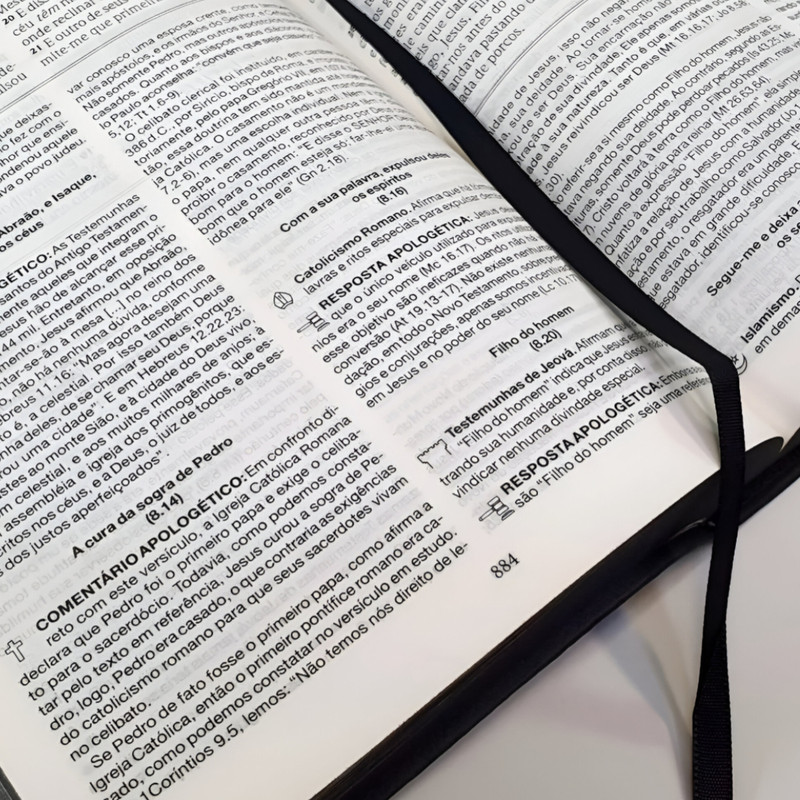 Bíblia de Estudo Apologética Apócrifos Capa Luxo Preta ARC - Image 6